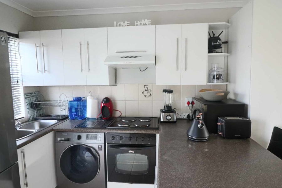 2 Bedroom Property for Sale in Parklands Western Cape